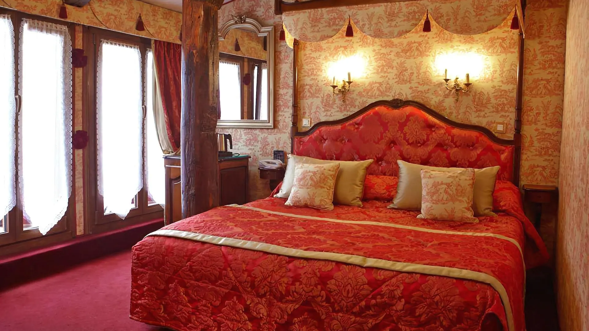Grand Hotel Dechampaigne Párizs Franciaország