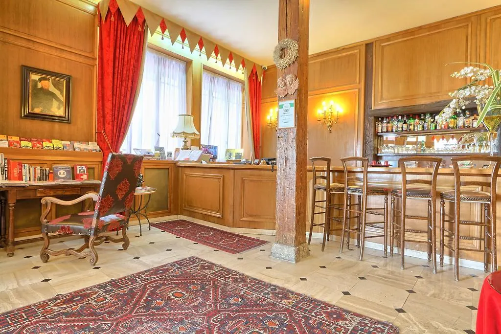 ***  Grand Hotel Dechampaigne Párizs Franciaország