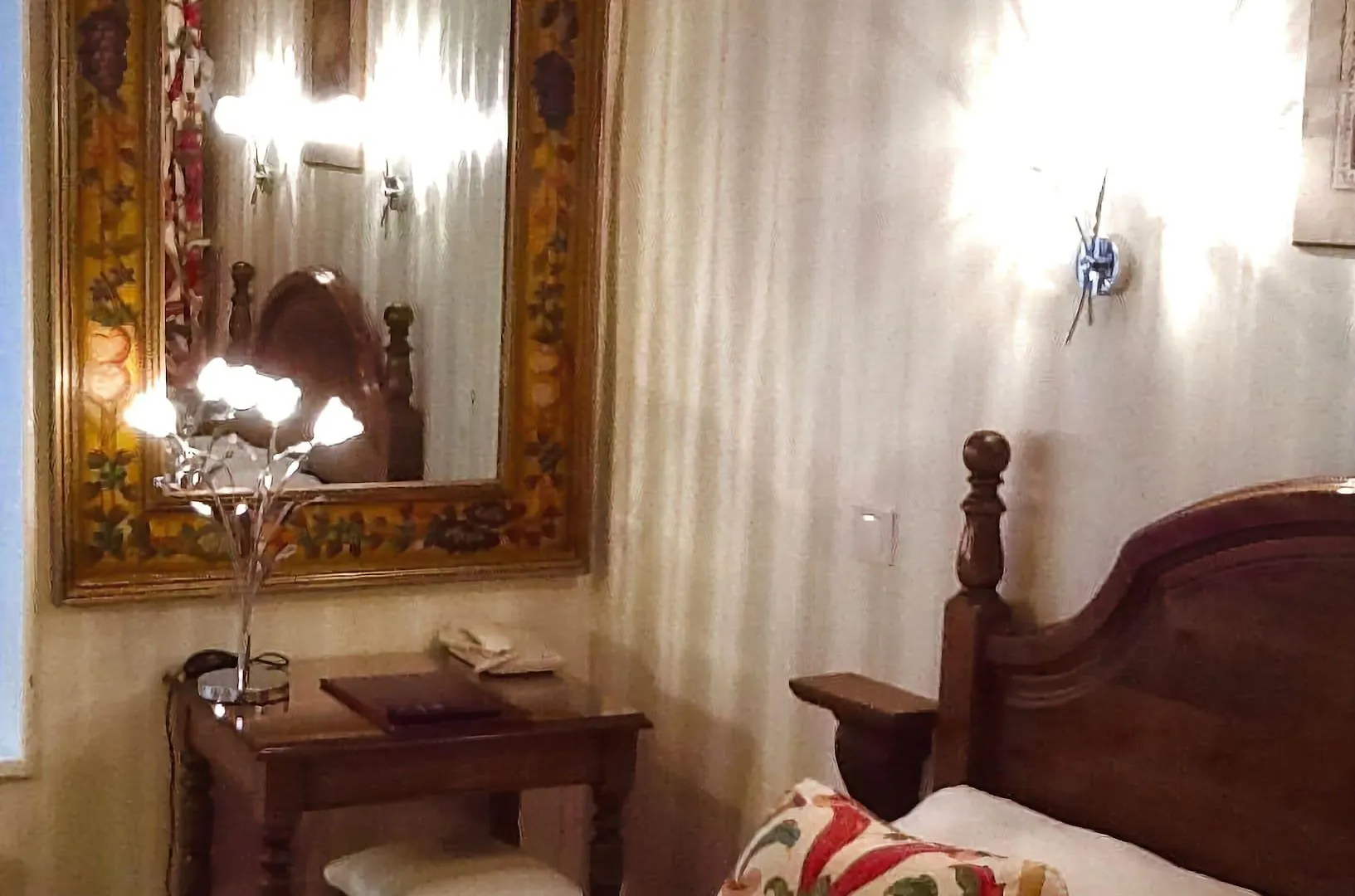 Grand Hotel Dechampaigne Paris 3*,