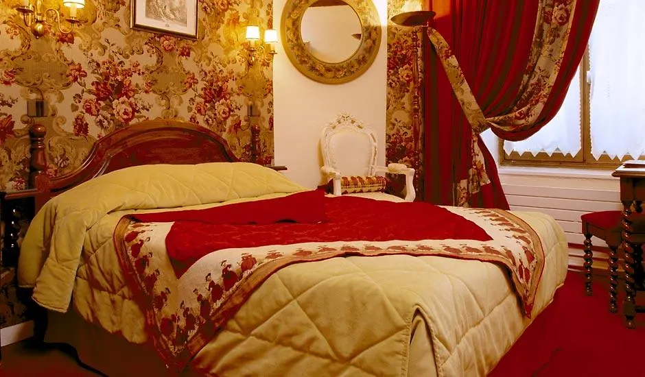 Grand Hotel Dechampaigne Paris