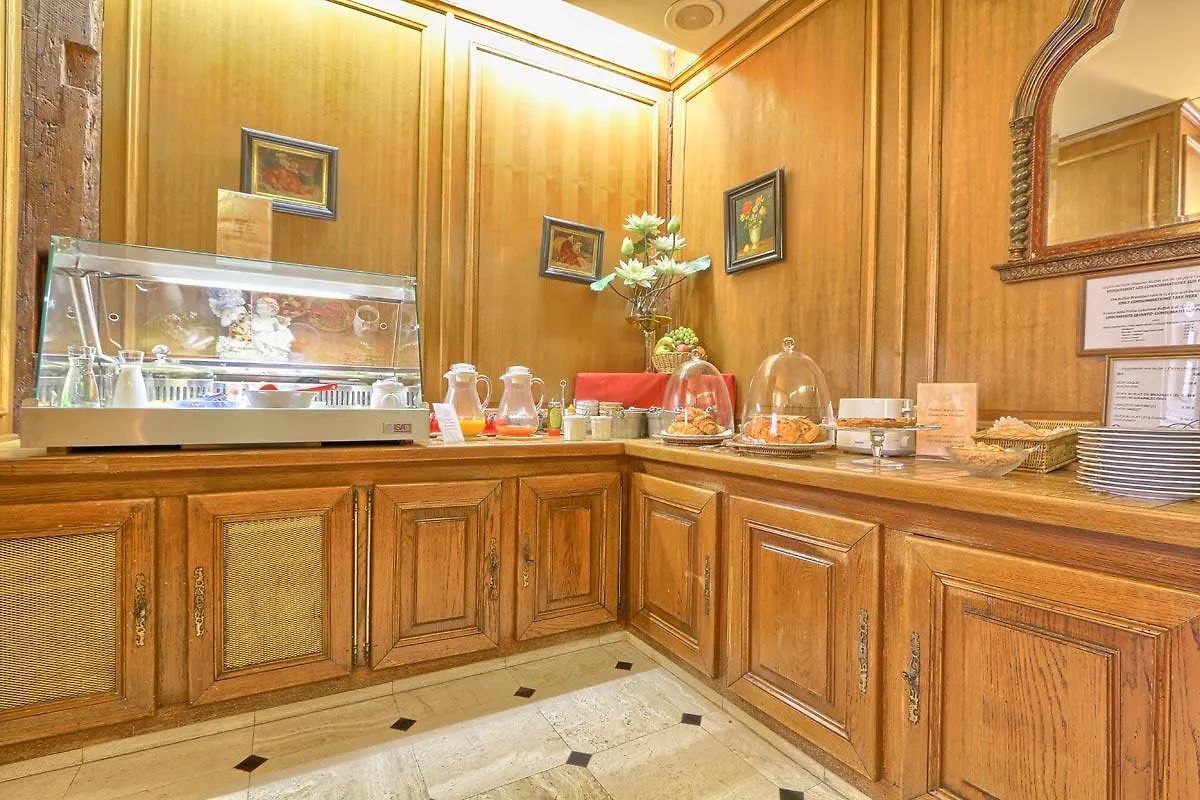 ***  Grand Hotel Dechampaigne Paris France