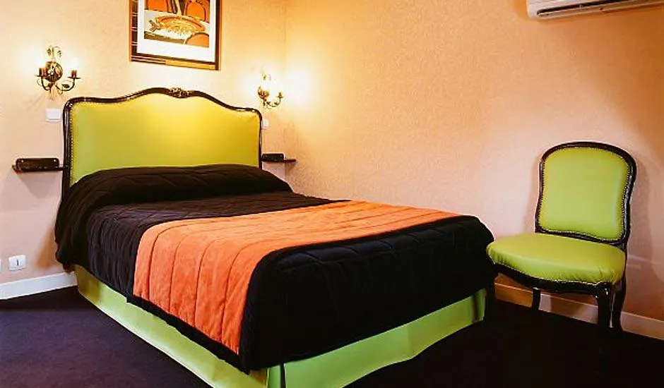 Grand Hôtel Dechampaigne Paris 3*,